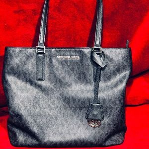 💕Authentic MICHAEL Michael Kors Morgan Tote EUC💕